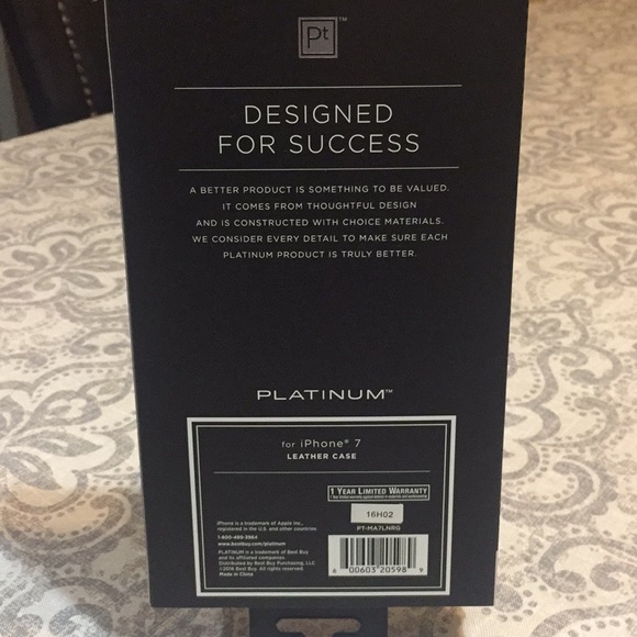 Platinum iPhone 7/8 leather case - Picture 5 of 8